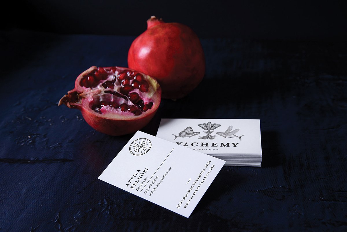 Alchemy Bar雞尾酒酒吧品牌設(shè)計(jì)欣賞,酒吧品牌設(shè)計(jì)，餐飲品牌設(shè)計(jì)，酒吧空間設(shè)計(jì)，酒吧品牌策劃，酒吧品牌全案策劃，餐飲品牌策劃，深圳品牌設(shè)計(jì)，深圳品牌策劃，深圳品牌全案策劃，深圳品牌形象塑造，深圳包裝設(shè)計(jì)，深圳空間設(shè)計(jì)，左右格局