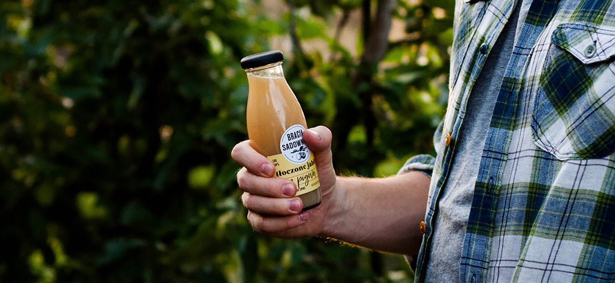 2組國外果汁飲料品牌設(shè)計(jì)賞析，品牌設(shè)計(jì)，飲料品牌設(shè)計(jì)，品牌包裝設(shè)計(jì)，深圳品牌設(shè)計(jì)，左右格局