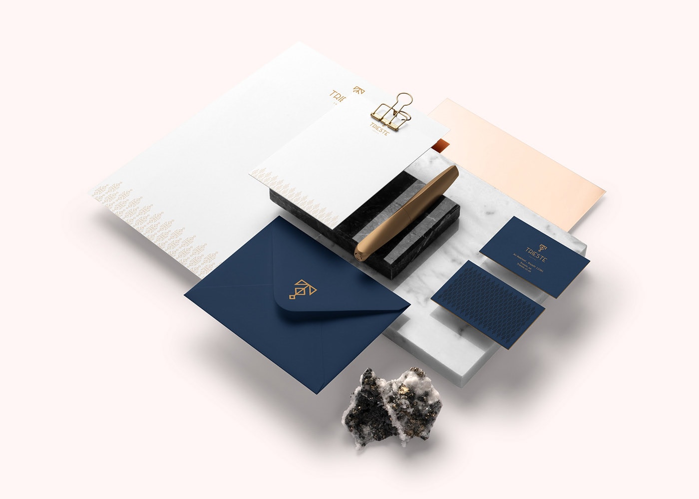 時(shí)尚酒吧咖啡店（餐飲）知名品牌設(shè)計(jì)案例欣賞，餐飲品牌設(shè)計(jì)，品牌形象設(shè)計(jì)，酒吧品牌設(shè)計(jì)，品牌設(shè)計(jì)公司