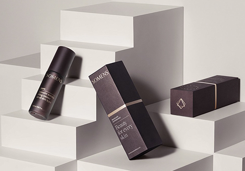 深圳品牌策劃公司：打造高端時(shí)尚化妝品品牌形象設(shè)計(jì)